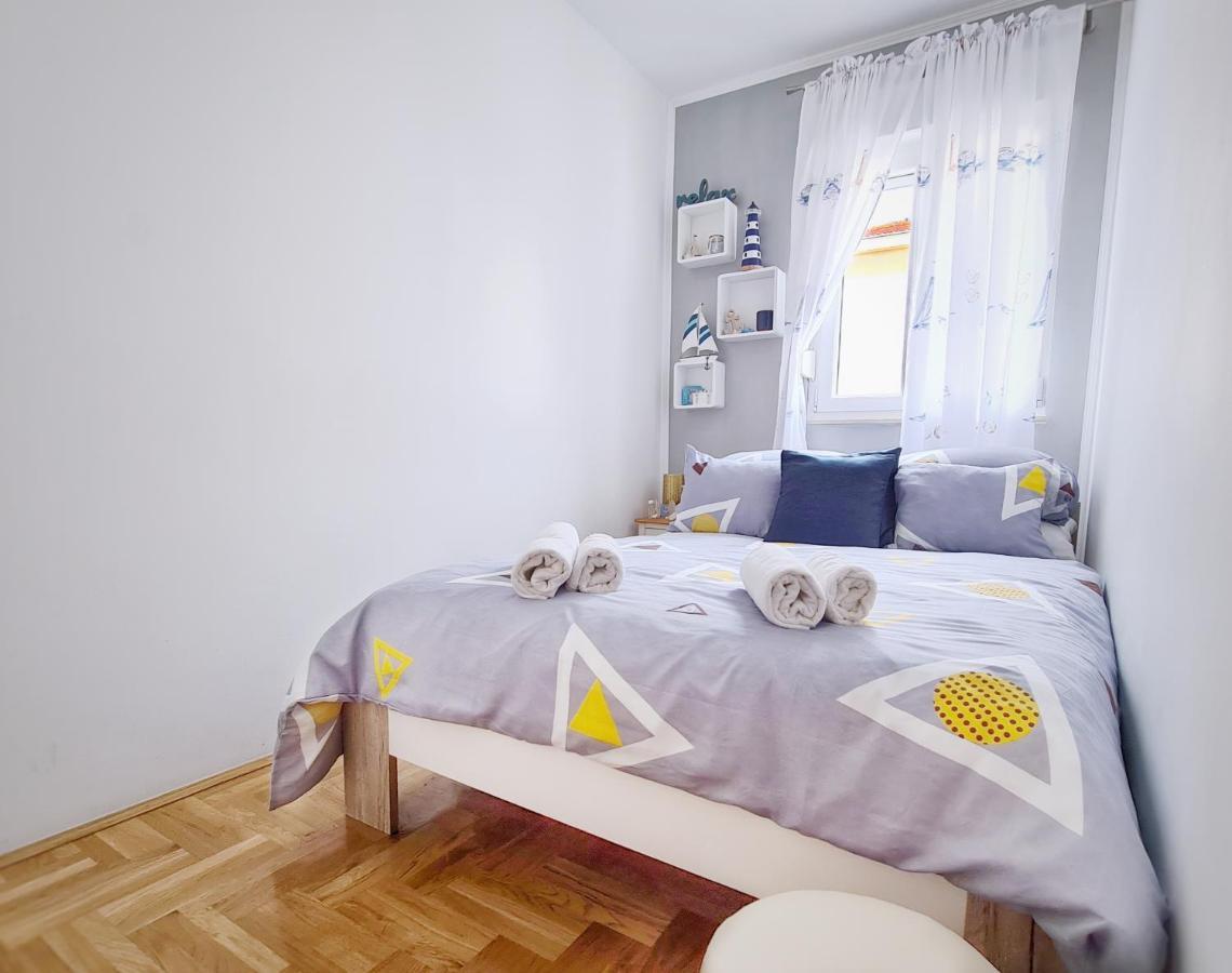 Luxury Apartment Salona Eksteriør billede