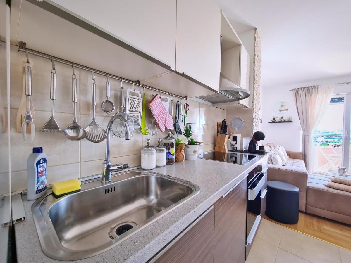 Luxury Apartment Salona Eksteriør billede